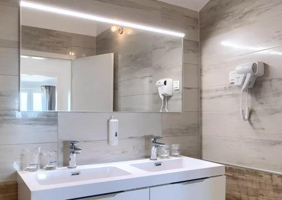 Villa Victoria Istra - Heated Pool Nova Vas  Εξωτερικό φωτογραφία